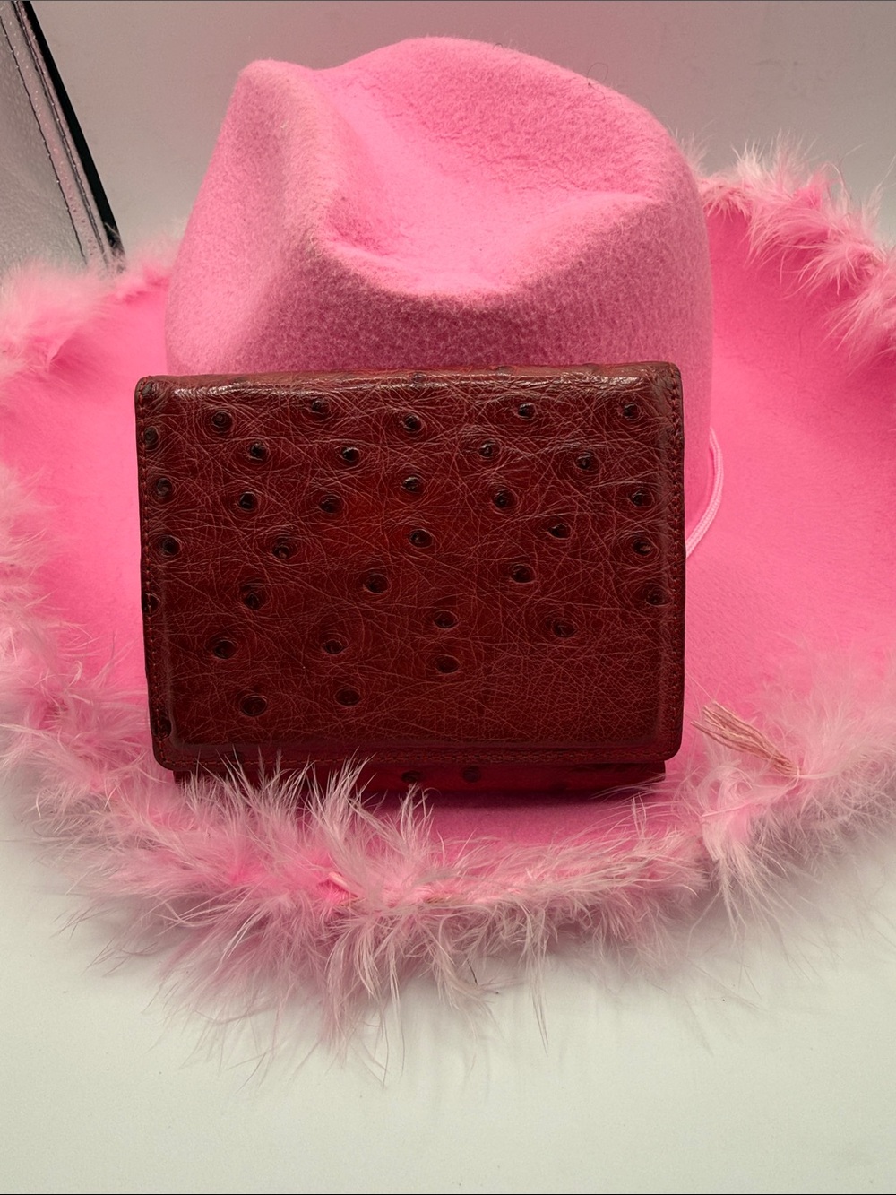 Classic Ostrich-Texture Leather Wallet - Maroon